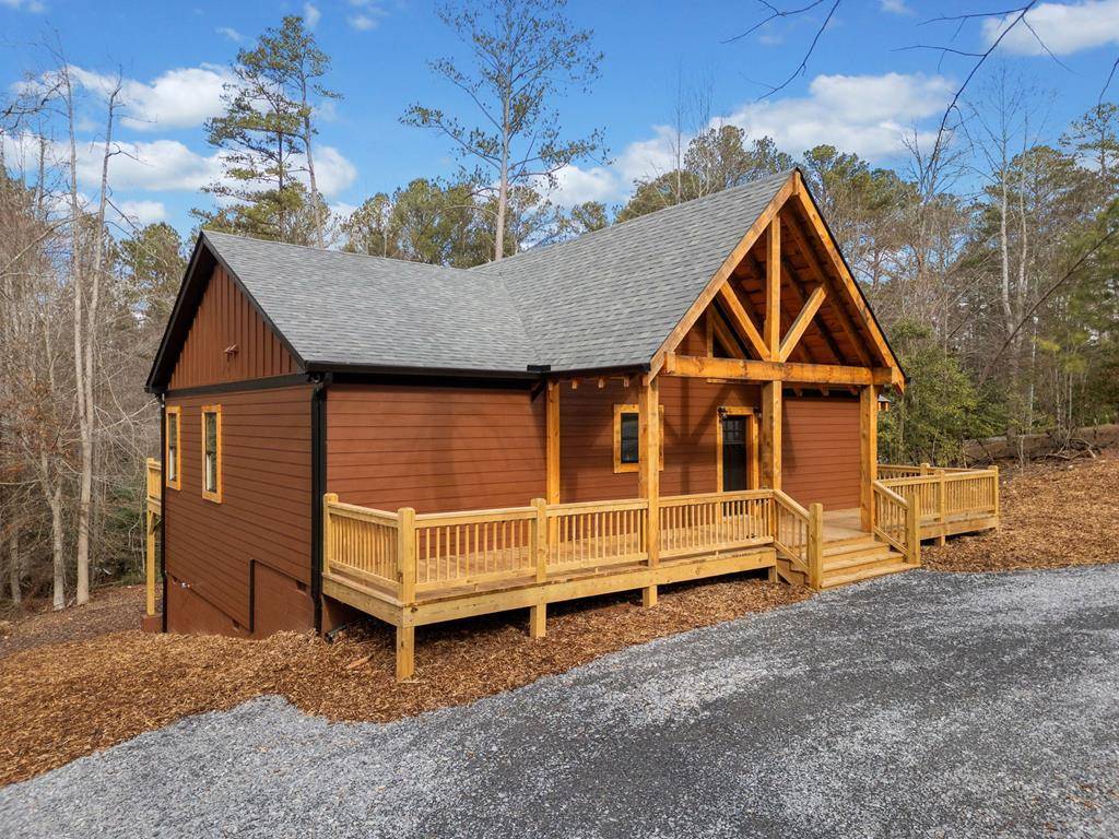 Ellijay, GA 30540,148 Matrix Lane