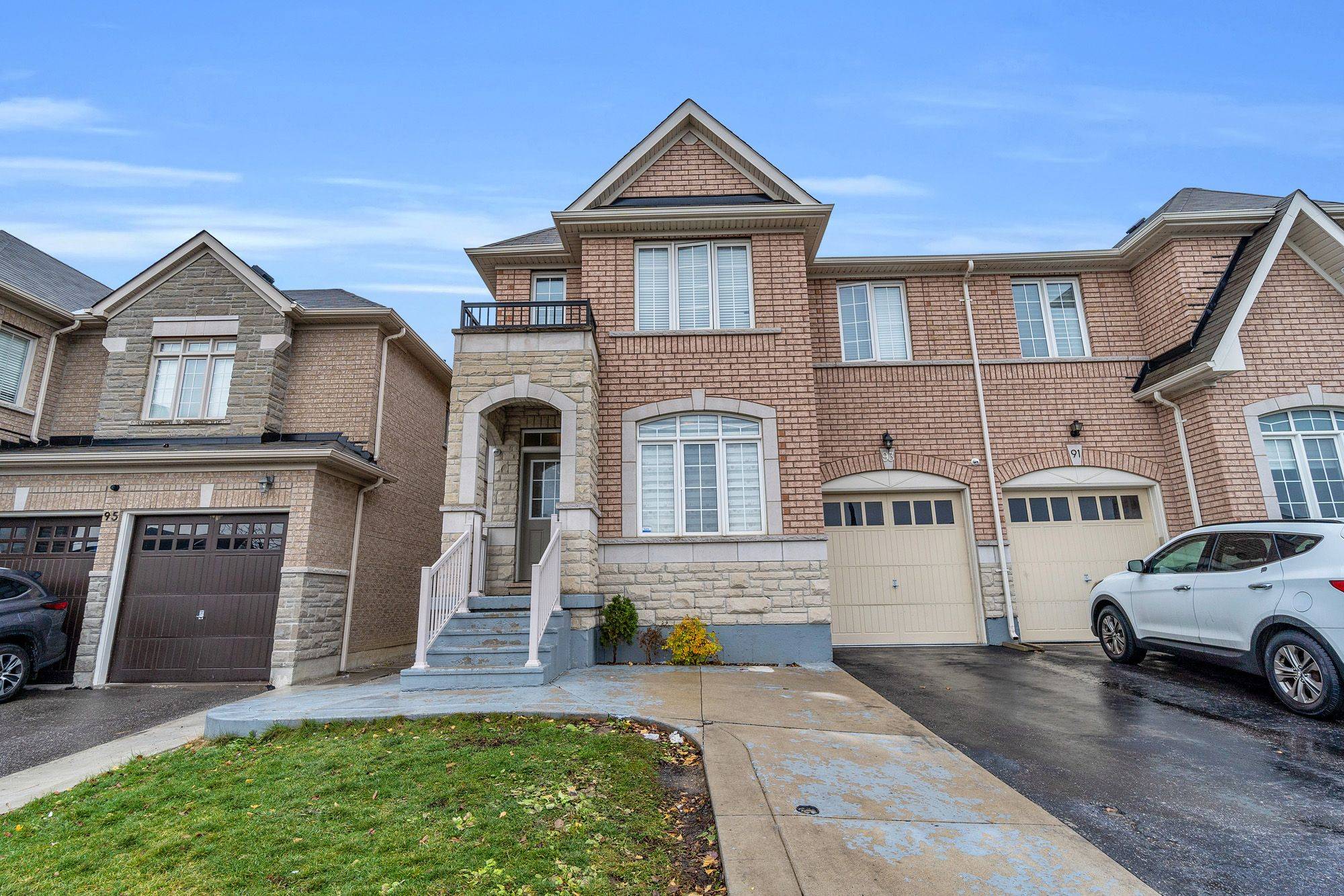 Brampton, ON L6P 3W3,93 Education RD