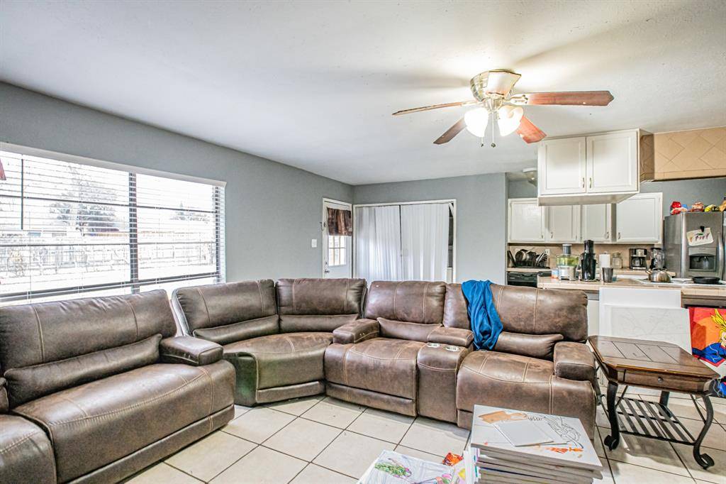 Mesquite, TX 75150,211 Bluffview Drive