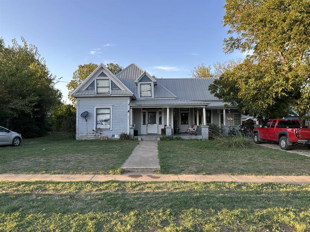 Jacksboro, TX 76458,225 E Archer Street