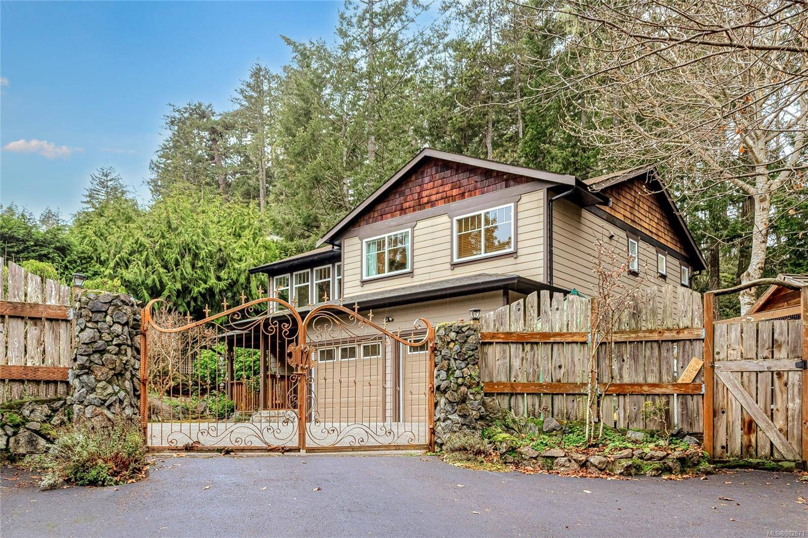 Sooke, BC V9Z 1A1,1610 Covey Run Rd