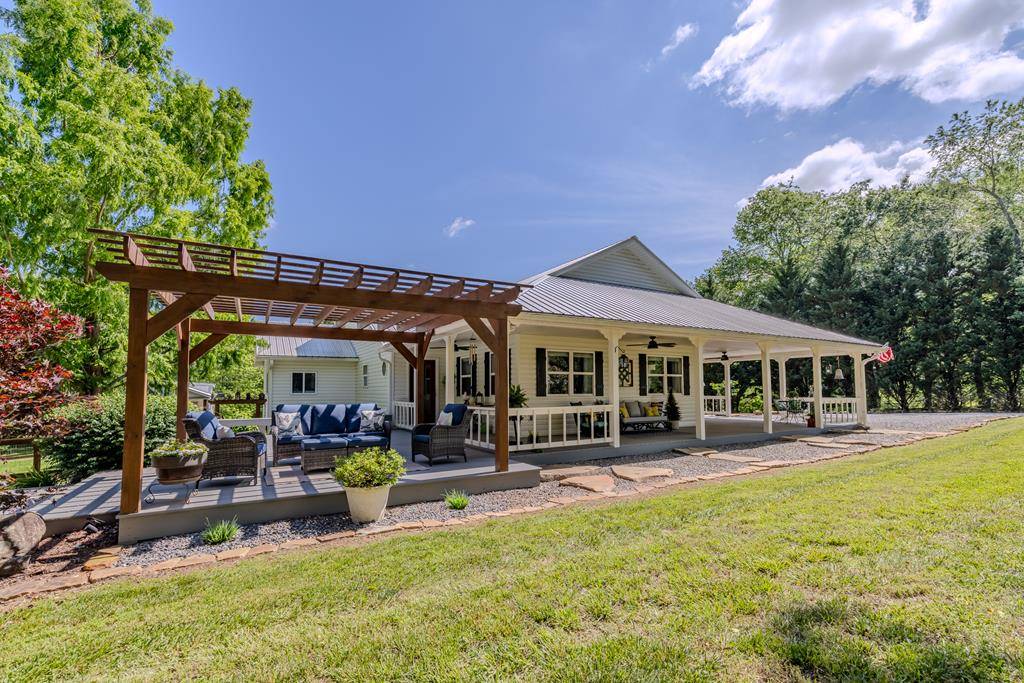 Hayesville, NC 28904,107 Horseshoe Drive