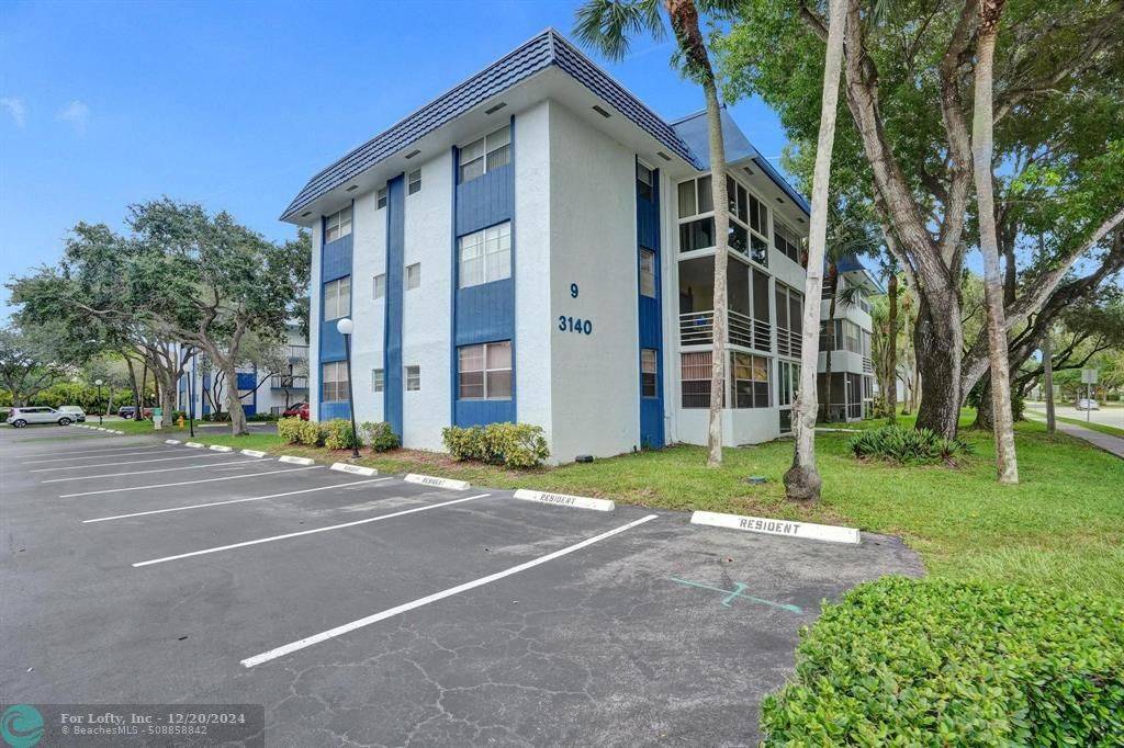 Margate, FL 33063,3140 Holiday Springs Blvd  #301