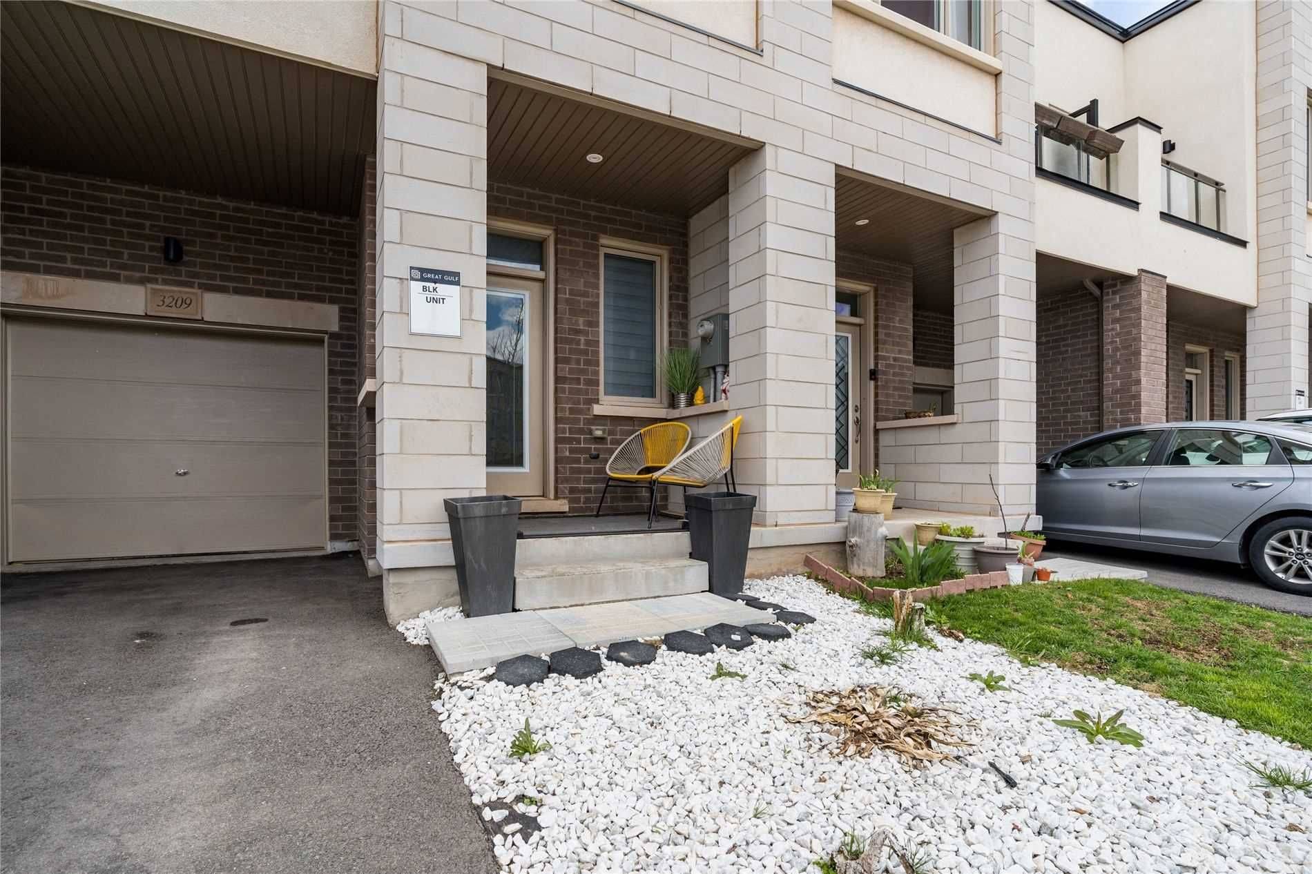 Oakville, ON L6H 0P1,3209 Mintwood CIR