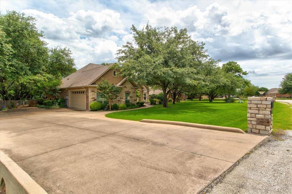 Granbury, TX 76049,3203 Golden Oaks Circle