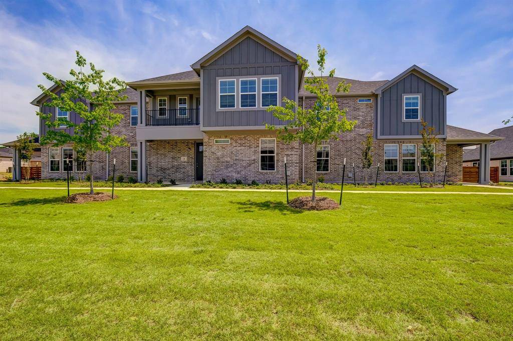 Willow Park, TX 76087,300 Meadow Place Drive #171