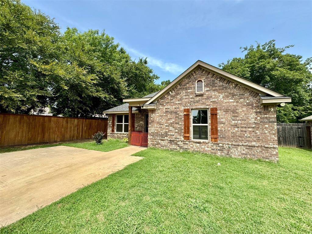 Denison, TX 75020,517 Star Street