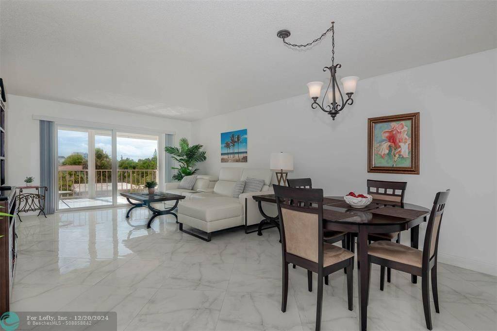 Lauderdale By The Sea, FL 33308,4629 Poinciana St #321