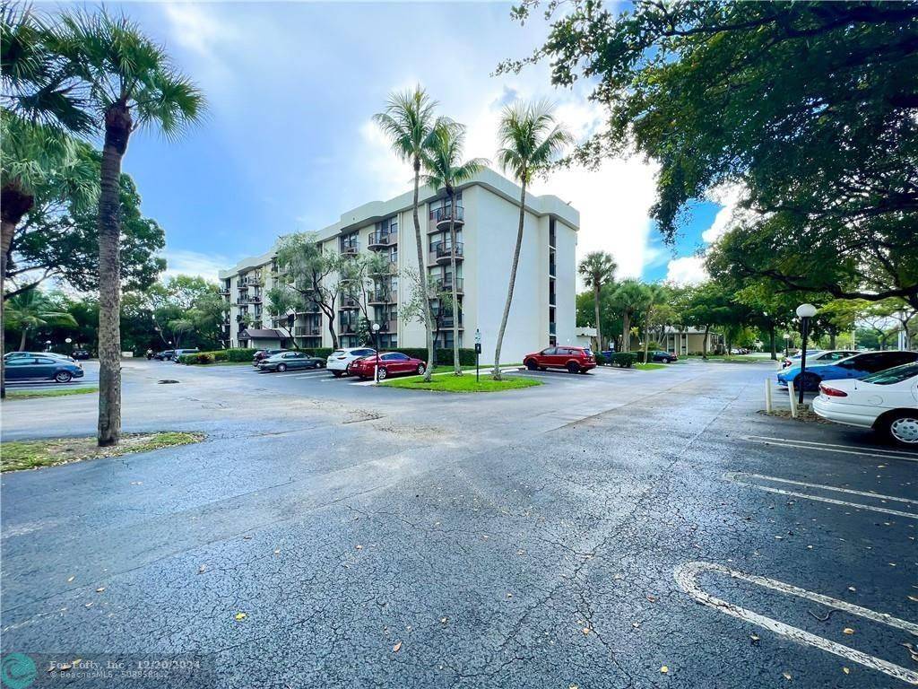 Coral Springs, FL 33065,2701 Riverside Dr  #216-B