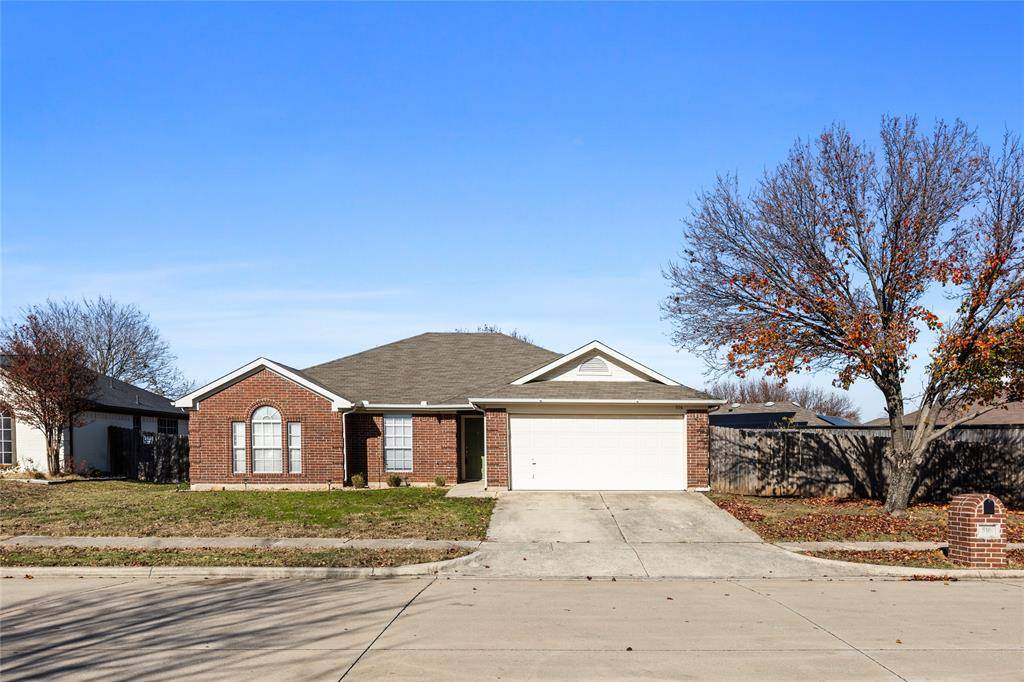 Saginaw, TX 76179,516 Buckstone Drive