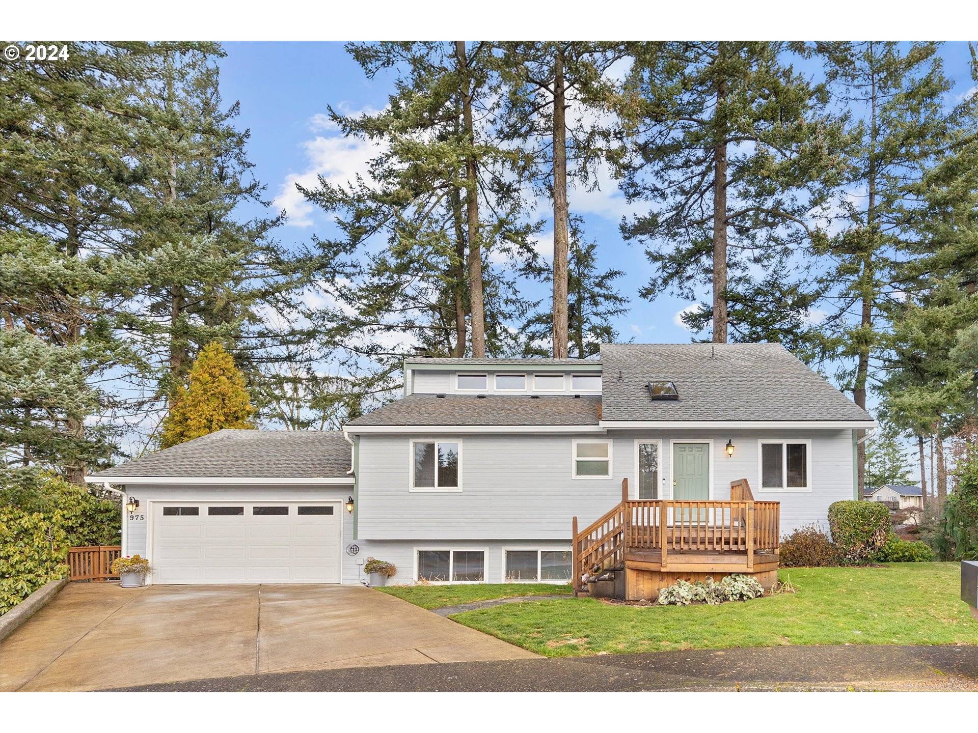 Gresham, OR 97080,975 SW FLORENCE CT