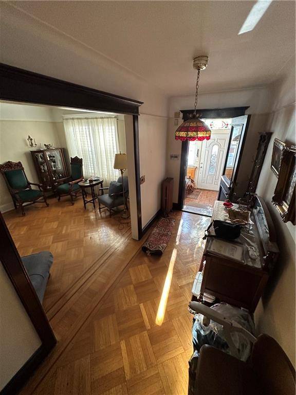 Brooklyn, NY 11209,653 Bay Ridge Pkwy