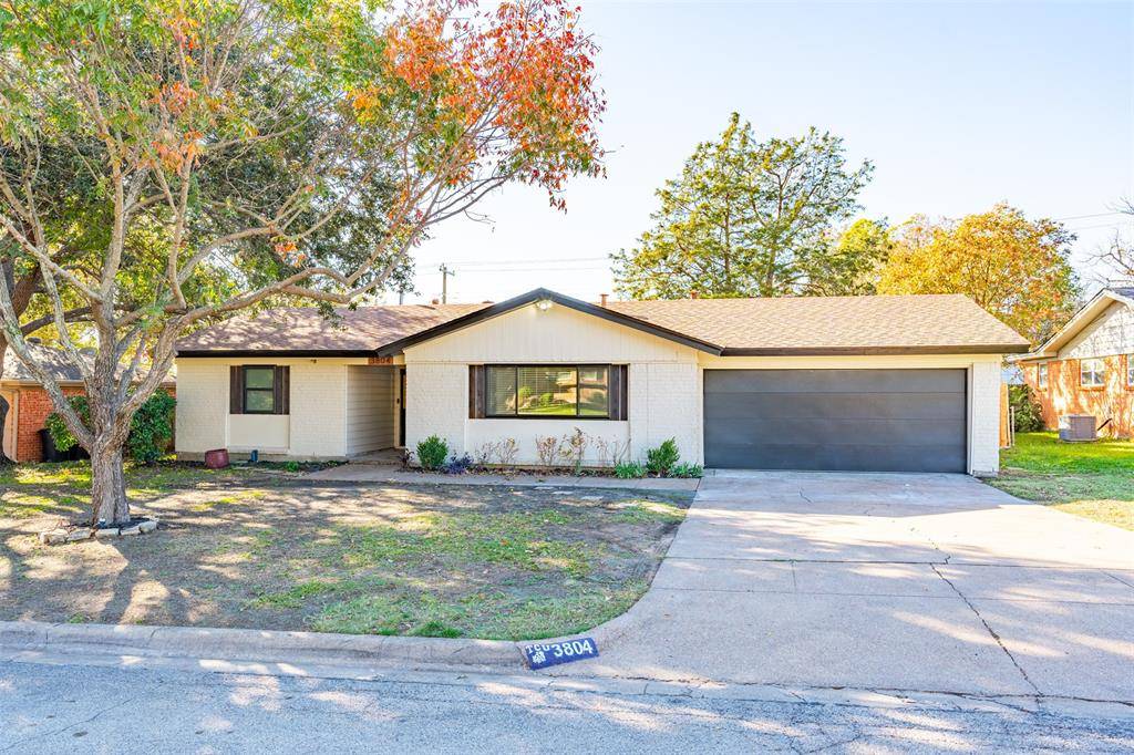 Benbrook, TX 76116,3804 Westerly Road