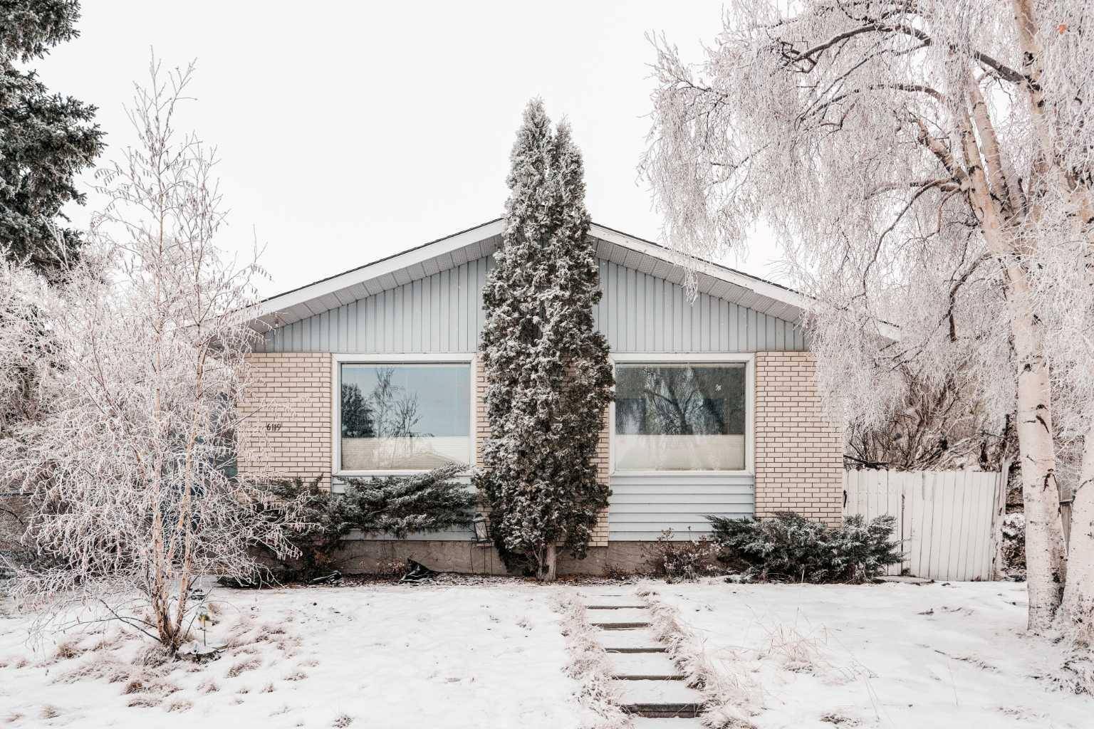 Calgary, AB T2A 3N2,6119 Penedo WAY SE