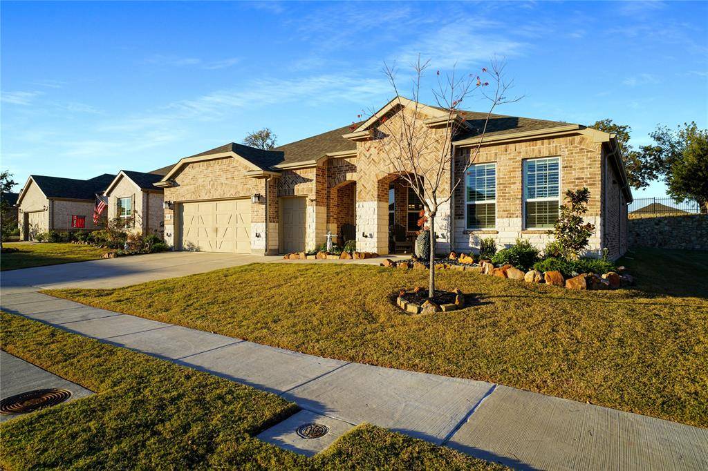 Mckinney, TX 75071,313 Rolling Water Drive