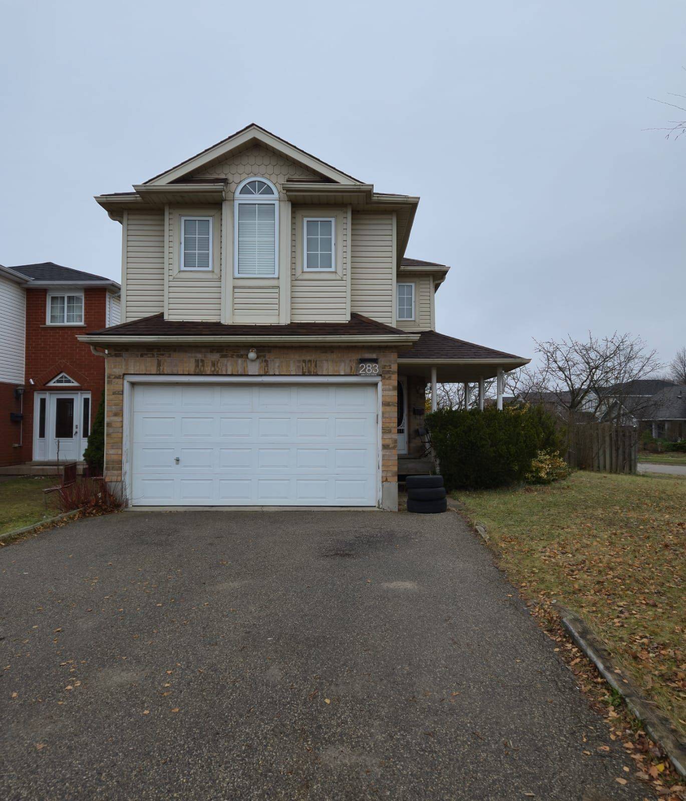 Kitchener, ON N2E 3N8,283 Grey Fox DR