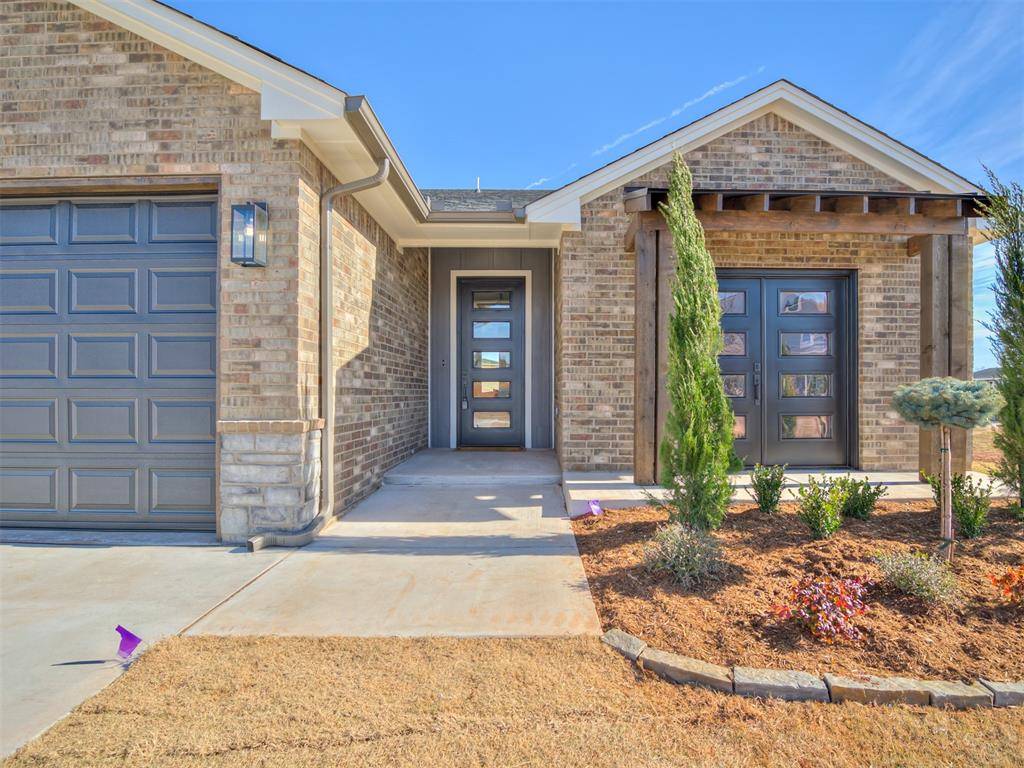 Edmond, OK 73013,15504 Echo Park Drive