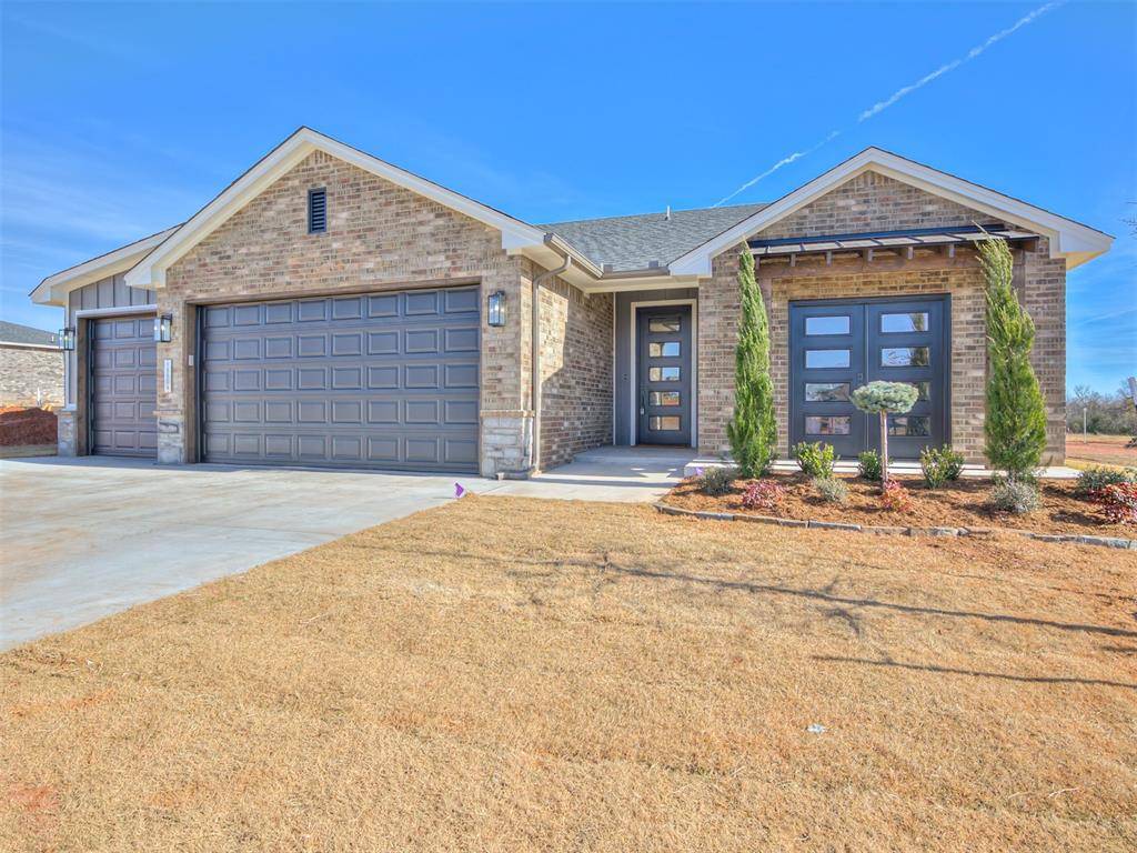 Edmond, OK 73013,15504 Echo Park Drive