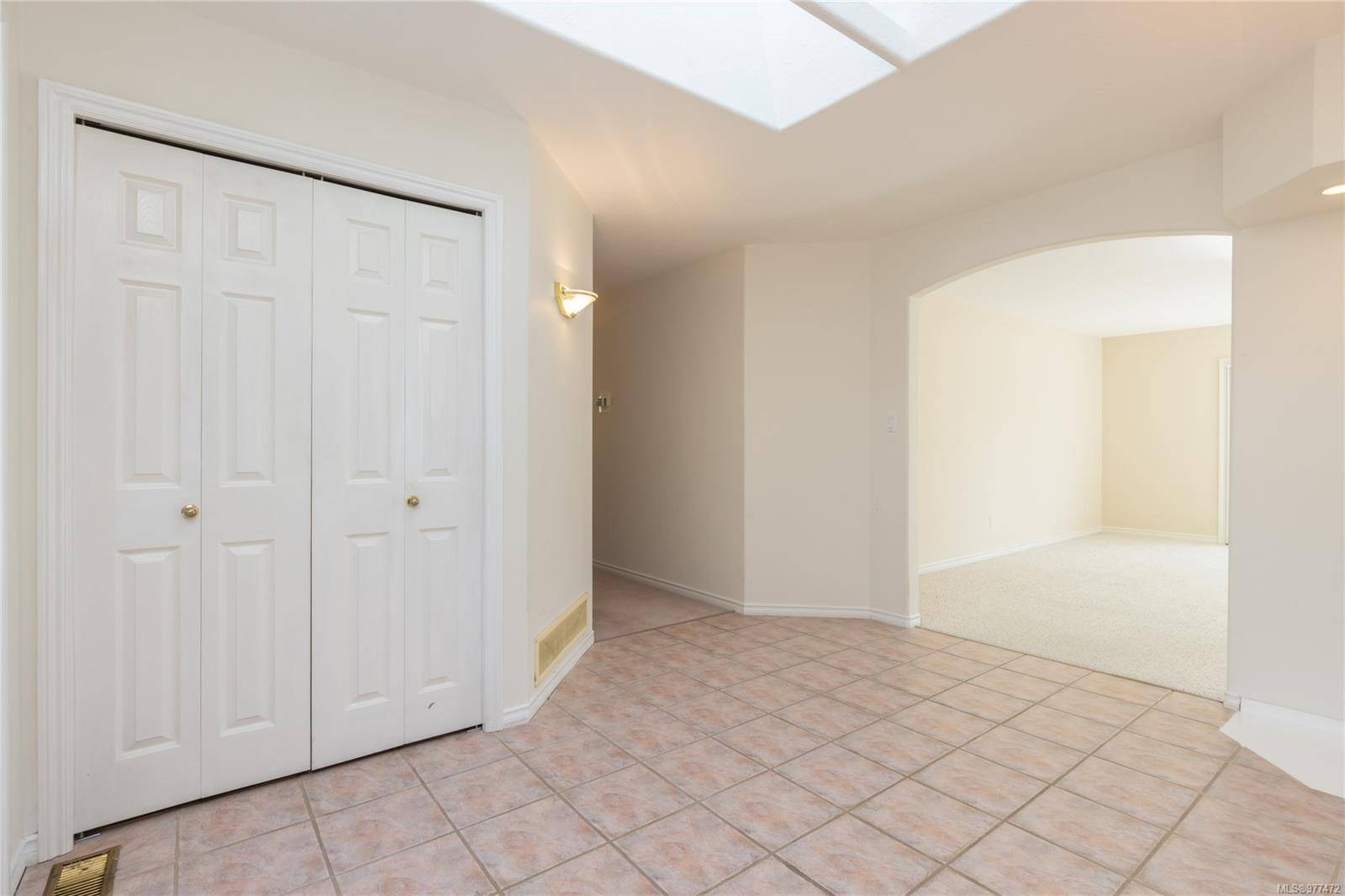 Nanaimo, BC V9T 6G9,5927 Oliver Rd