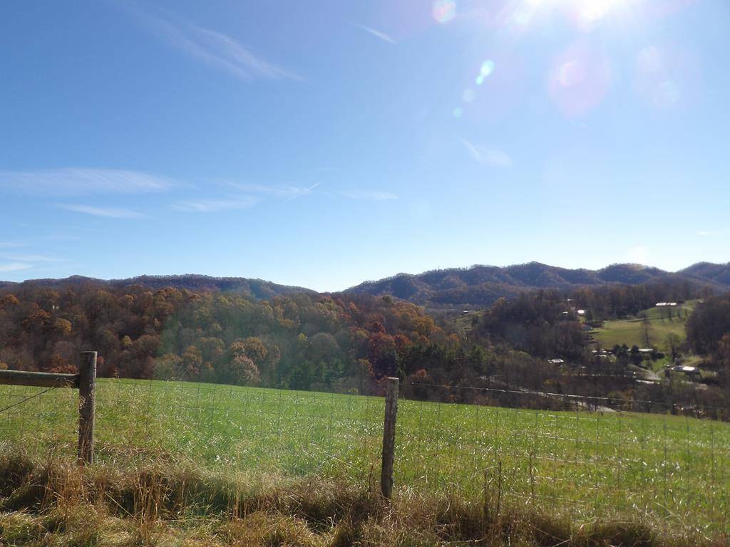 Saltville, VA 24370,107 Edgewood/Crusenberry rd