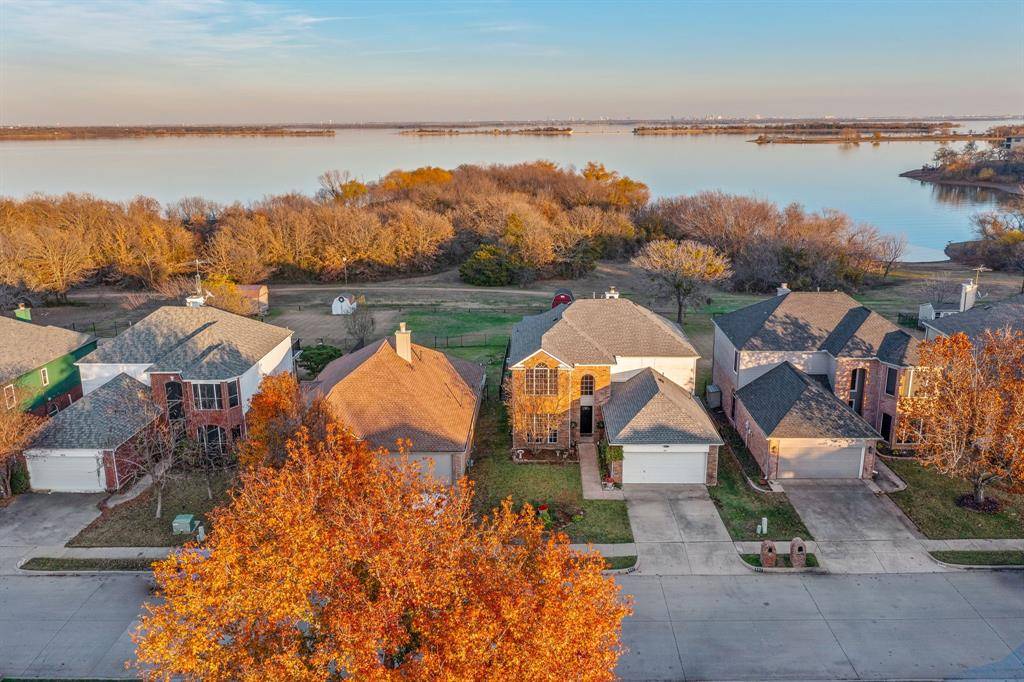 Lake Dallas, TX 75065,907 Lake Bluff Drive