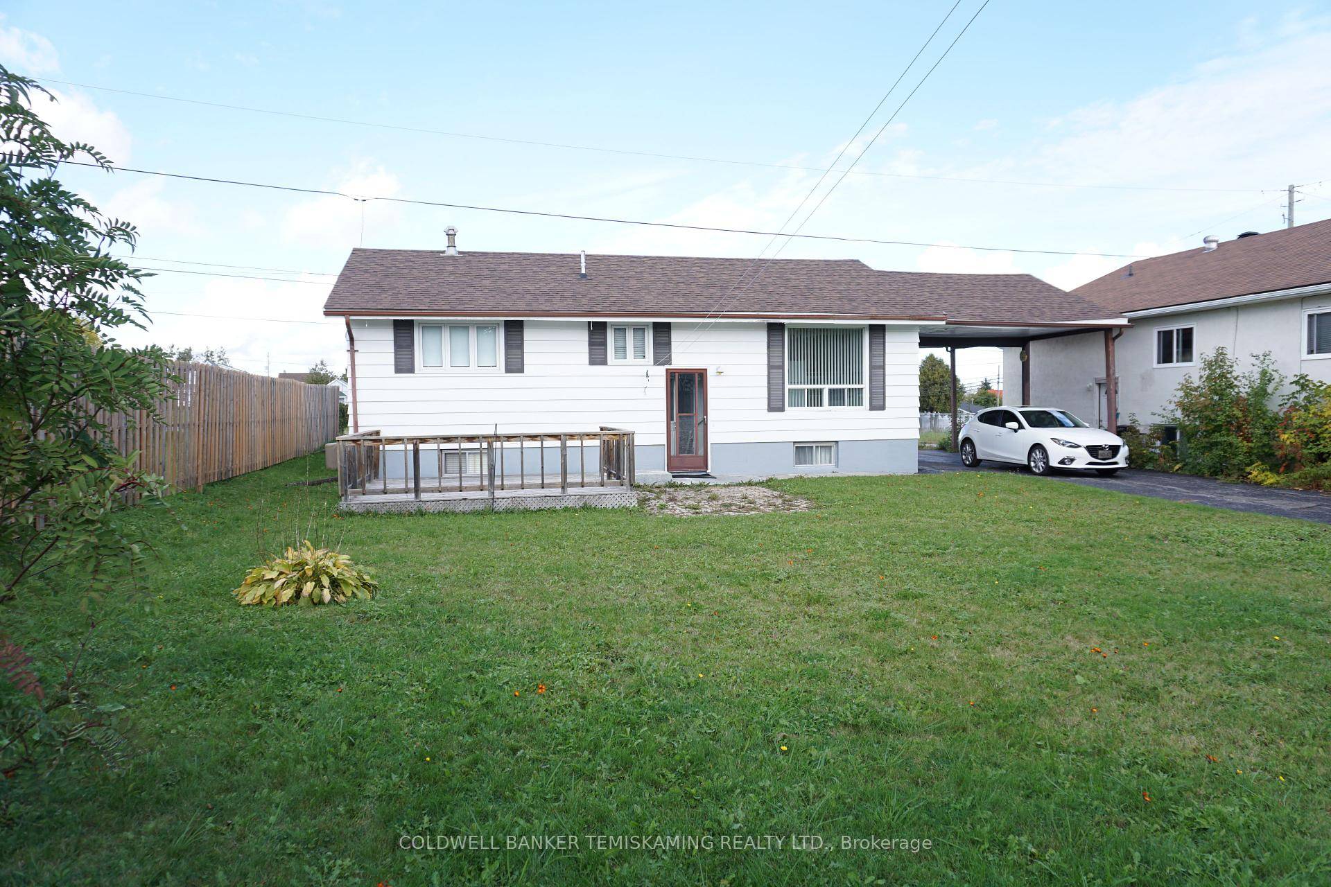 Temiskaming Shores, ON P0J 1K0,416 CECIL ST