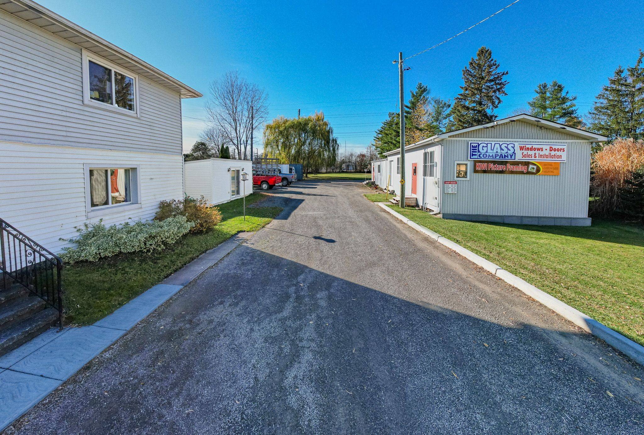 Fort Erie, ON L2A 5M4,1563 Thompson RD