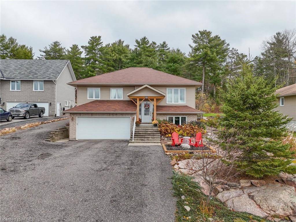 Callander, ON P0H 1H0,152 FAIRWAY DR