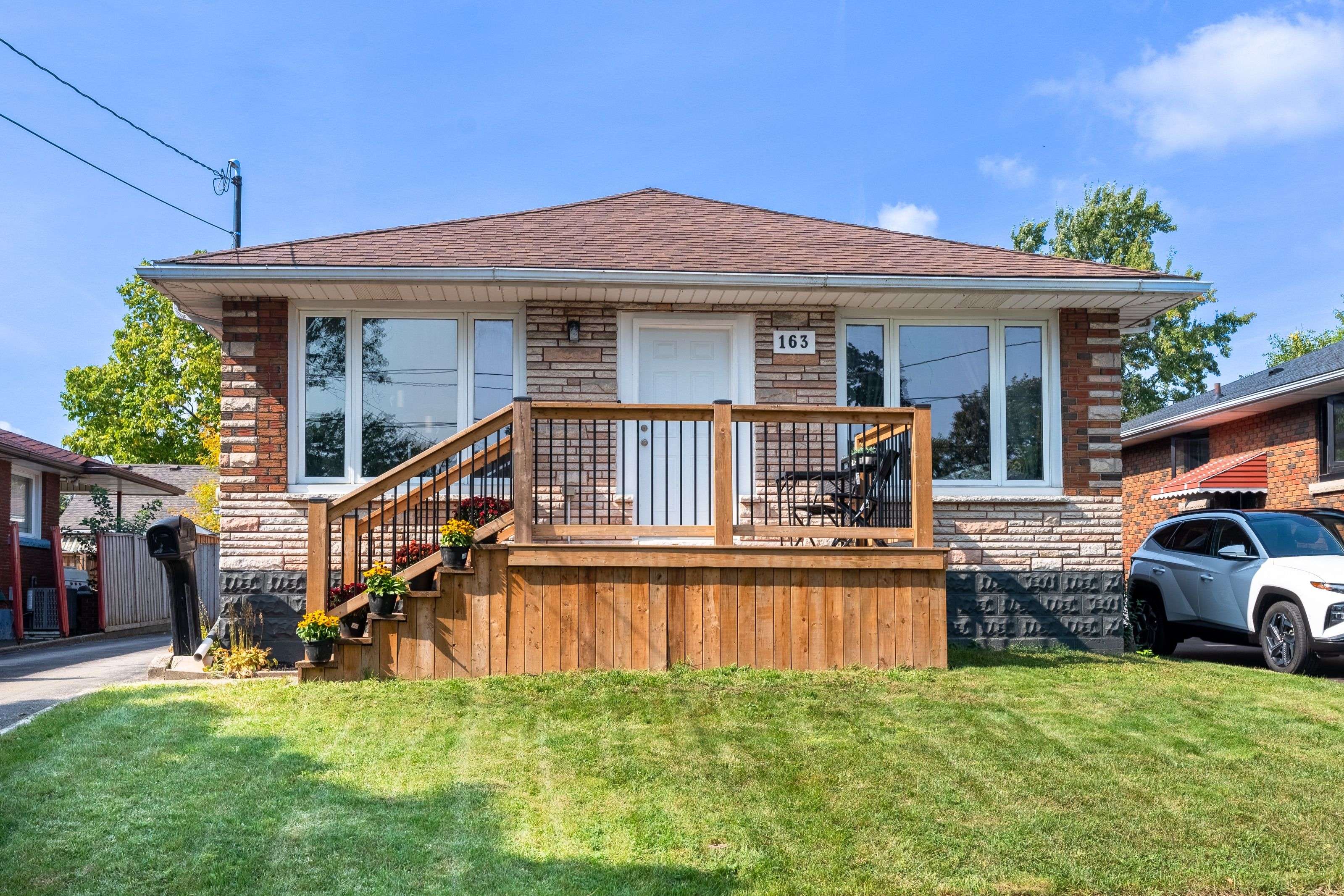 Welland, ON L3B 1K4,163 CAMROSE AVE