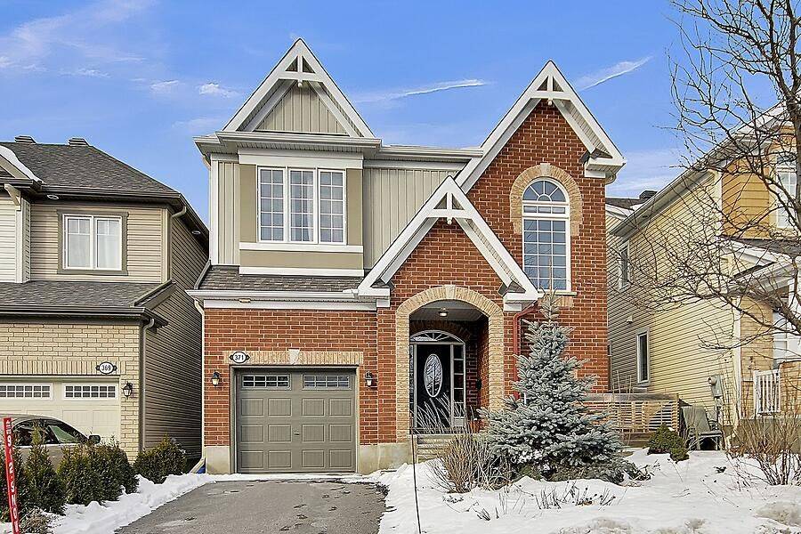 Kanata, ON K2M 0K3,371 Meadowbreeze DR