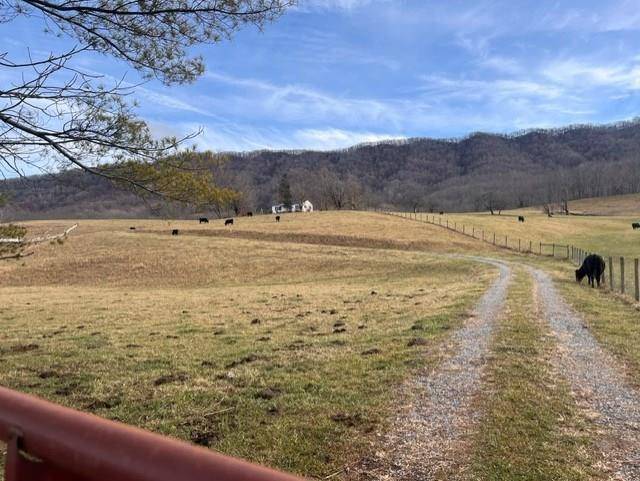 Tazewell, VA 24651,490 CLEARFORK ROAD