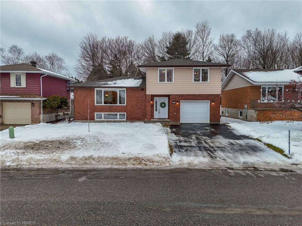 North Bay, ON P1B 8Z8,43 EGLEE AVE