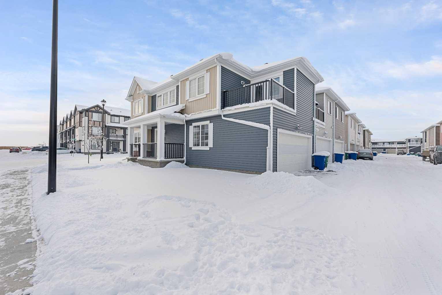 Airdrie, AB T4B 5J5,805 Windbury ST SW