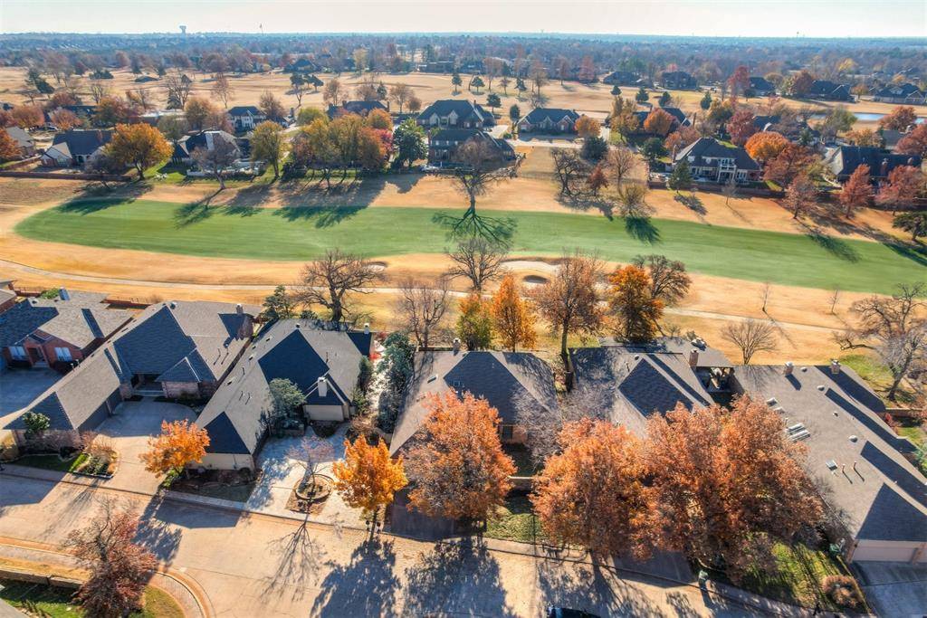 Edmond, OK 73025,5814 Chestnut Court