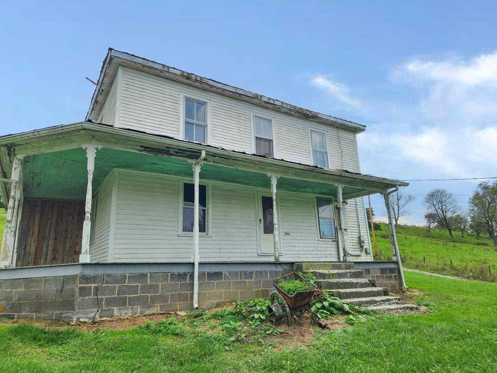 Meadowview, VA 24361,30054 Hillman Hwy