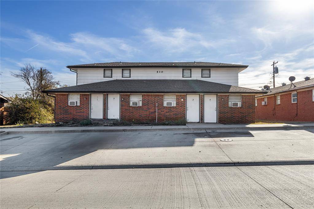 Weatherford, OK 73096,510 W Davis Avenue