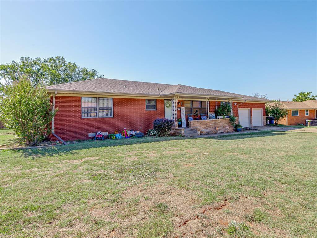 Lindsay, OK 73052,317 Oakwood Drive