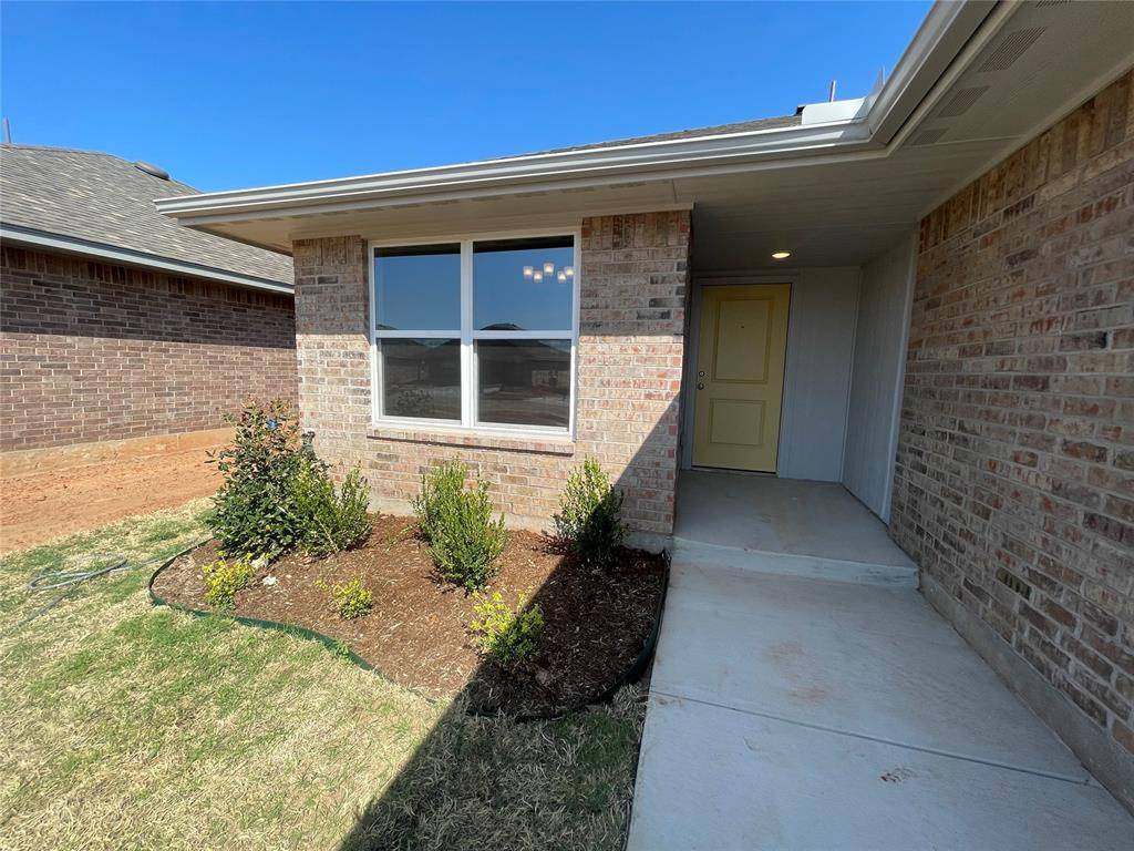 Oklahoma City, OK 73160,9100 Quapaw Creek Trail