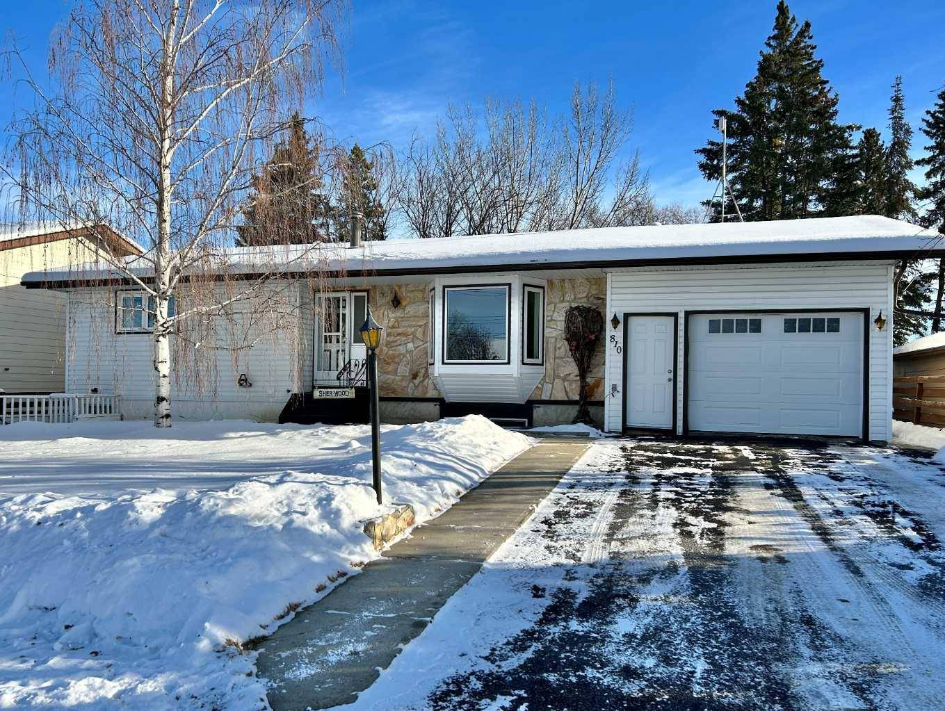 Three Hills, AB T0M 2A0,810 7 AVE NE