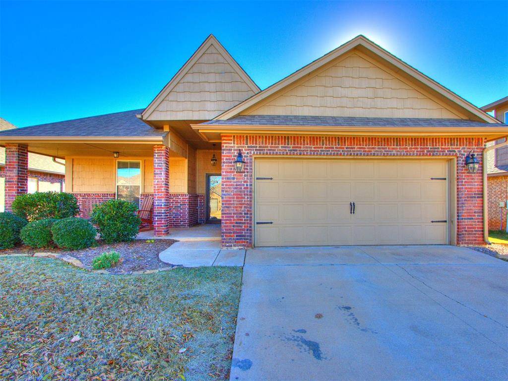 Edmond, OK 73013,8212 NW 159th Street