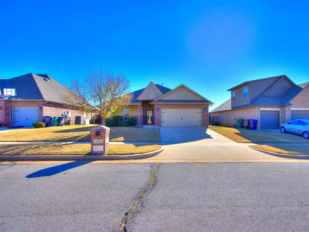 Edmond, OK 73013,8212 NW 159th Street