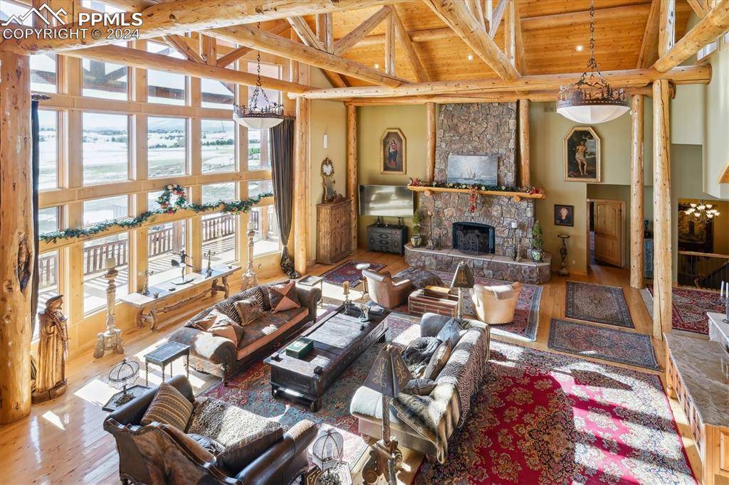 Larkspur, CO 80118,15958 Shadow Mountain Ranch RD