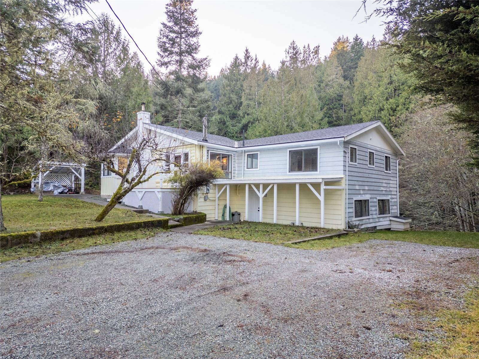 Pender Island, BC V0N 2M2,5824 Wallace Rd