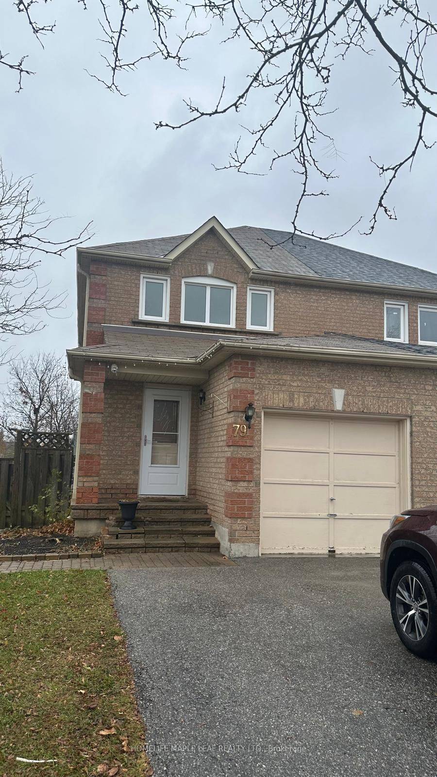 Brampton, ON L6Y 4Z3,79 Herkes DR