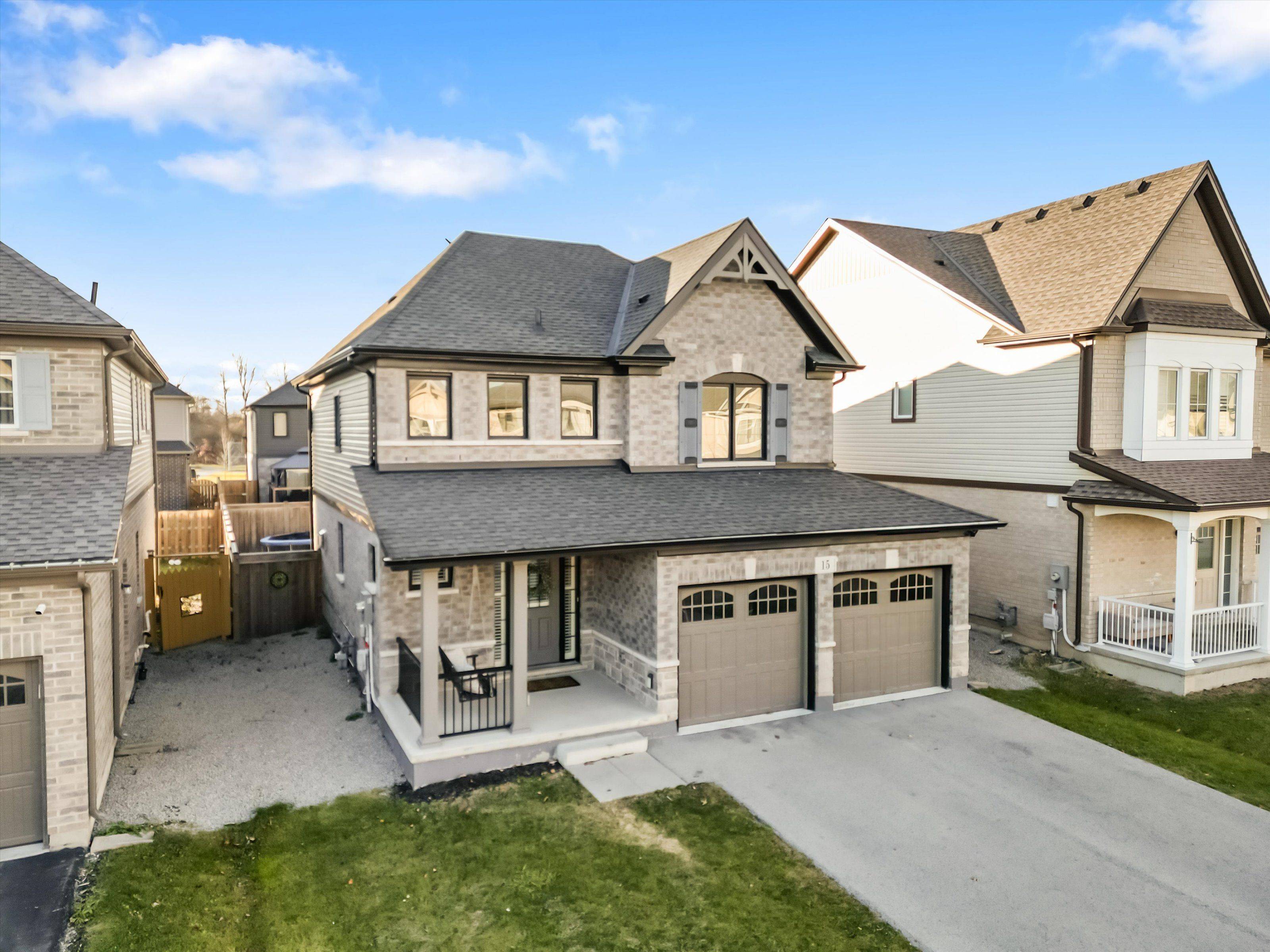 Welland, ON L3C 0E4,15 Crow ST