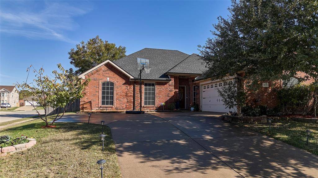 Grand Prairie, TX 75051,1612 Nashwood Drive