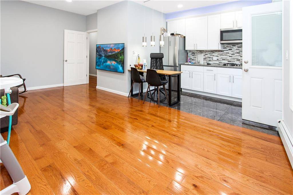 Brooklyn, NY 11208,557 Drew ST