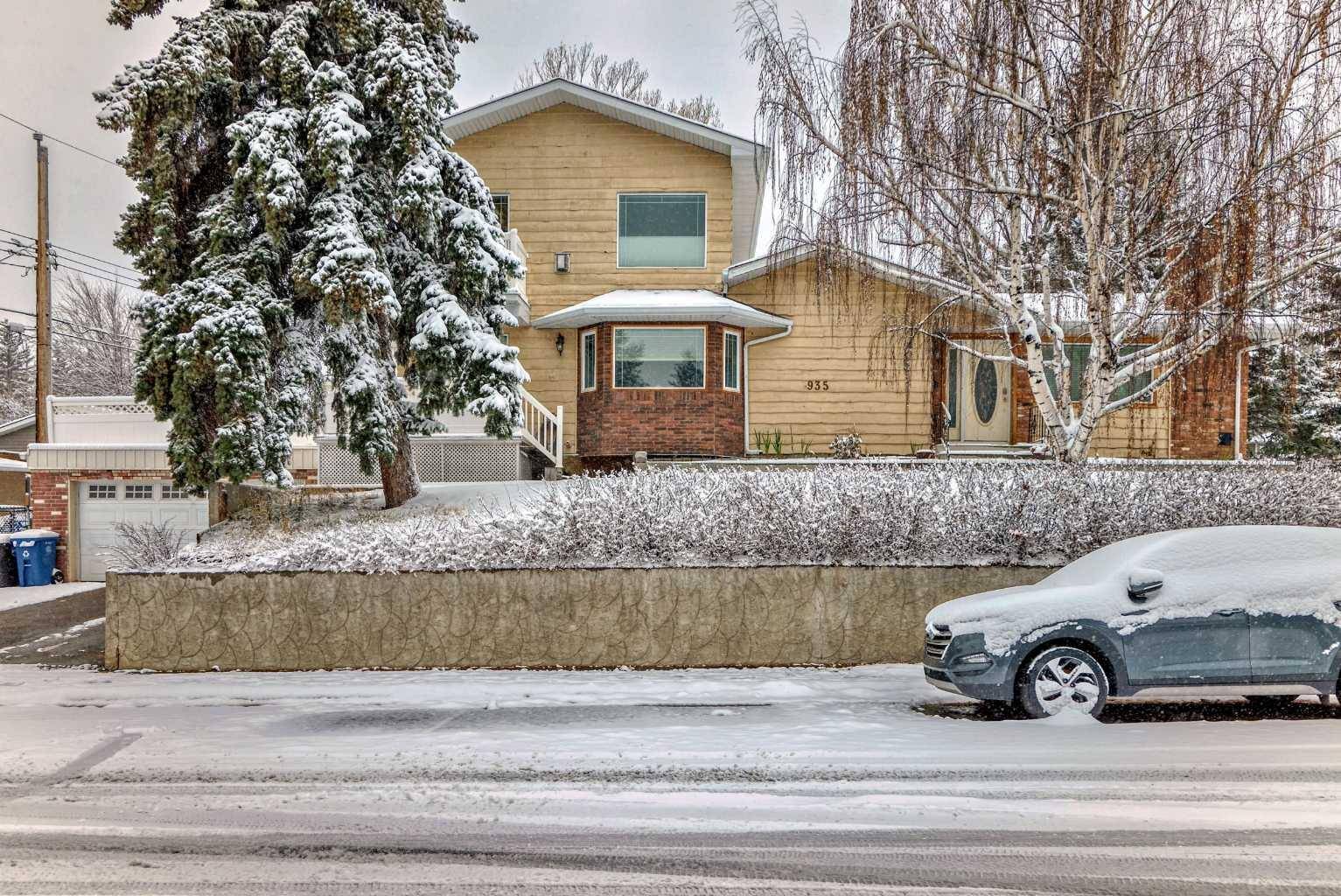 Calgary, AB T2K 4N9,935 Hunterston HL NW