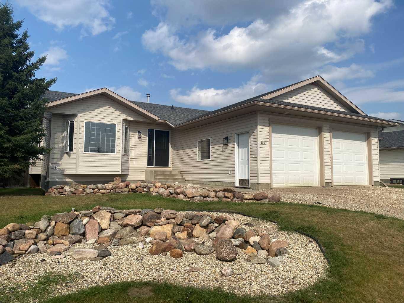 Beaverlodge, AB T0H 0C0,1043 10th ST