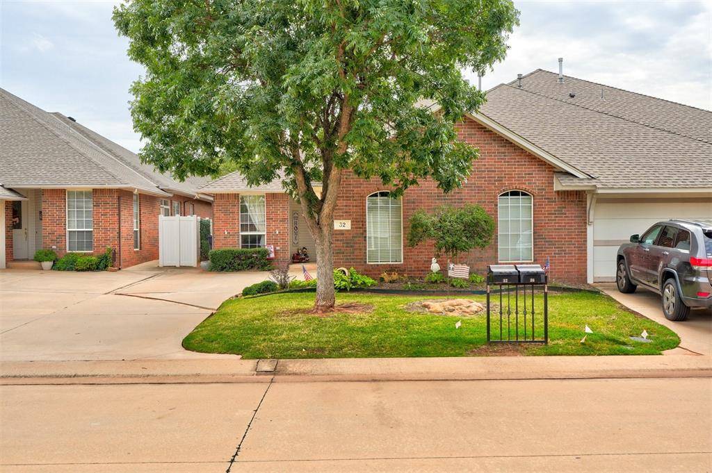 Edmond, OK 73013,32 Butterfly Creek Boulevard